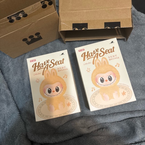 LABUBU AUTHENTIC HAVE A SEAT SERIES